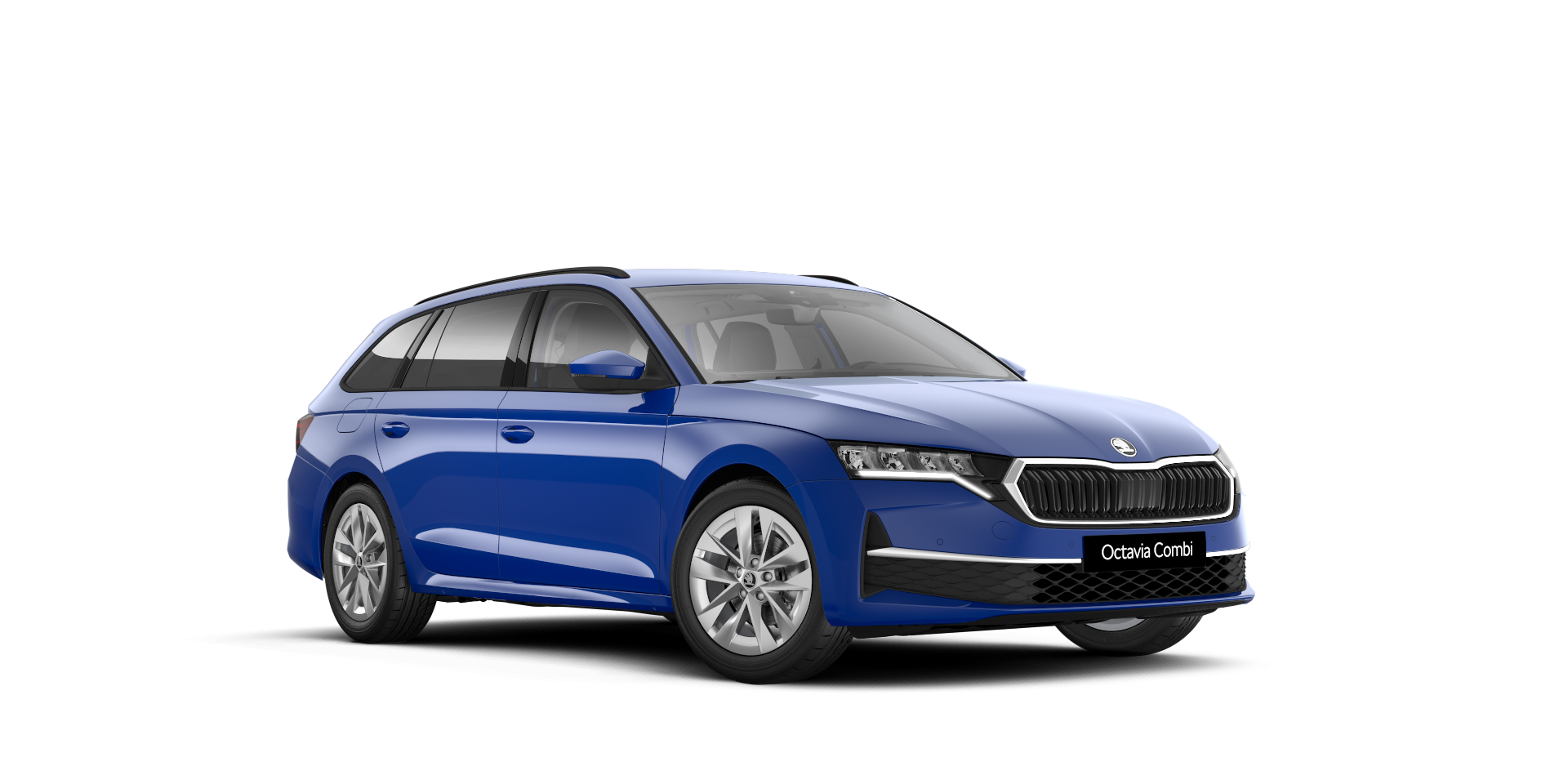 Modra Škoda Octavia Combi, parkirana na belem ozadju. Avto je družinski karavan z elegantnim dizajnom in sodobnimi linijami. Sprednja maska je opremljena z žarometi.