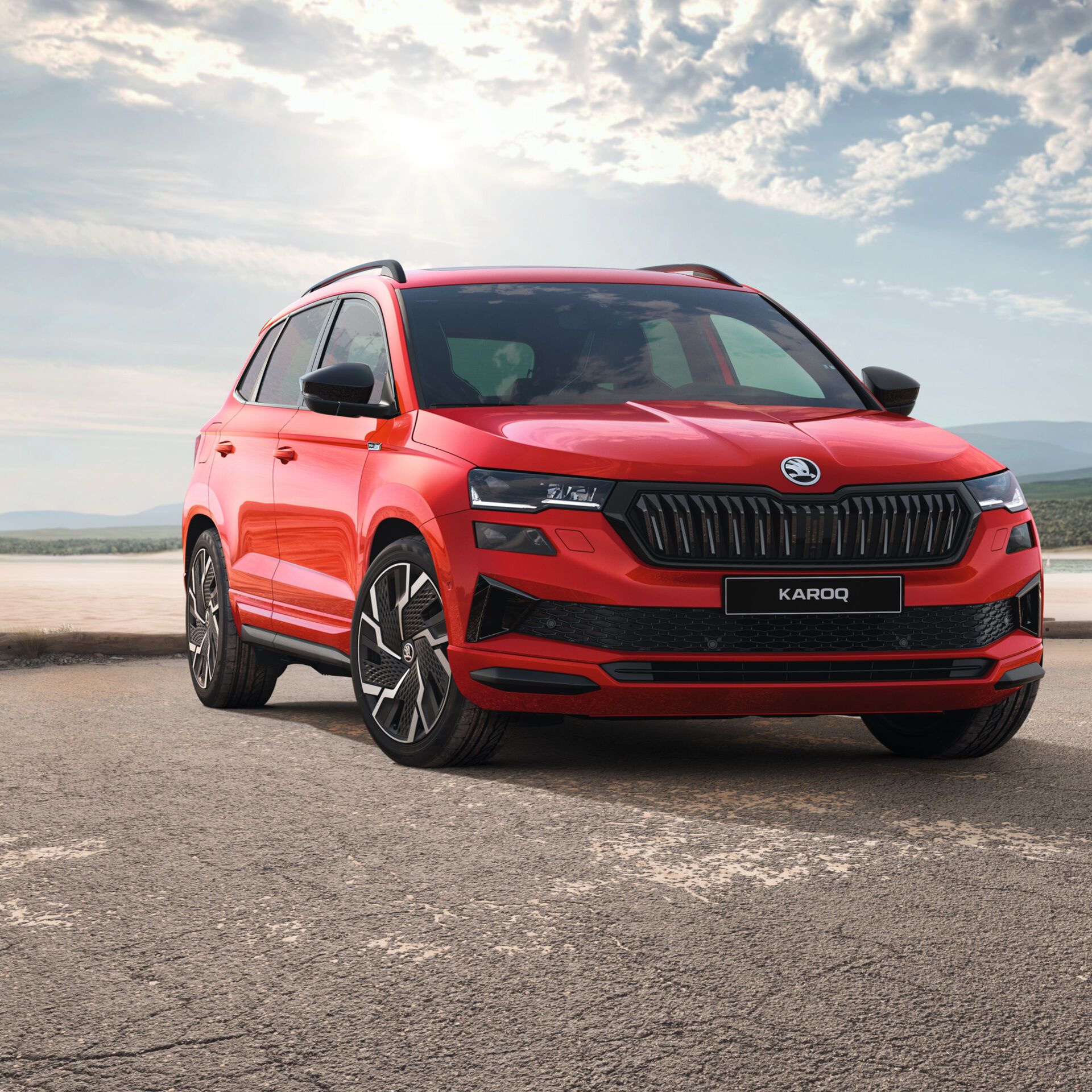 Ein Škoda Karoq Sportline von vorne